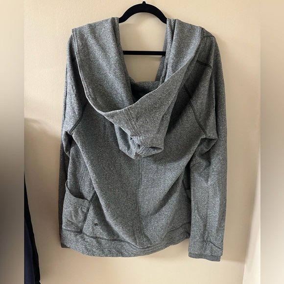 Lululemon Jacket - Picture 2 of 3